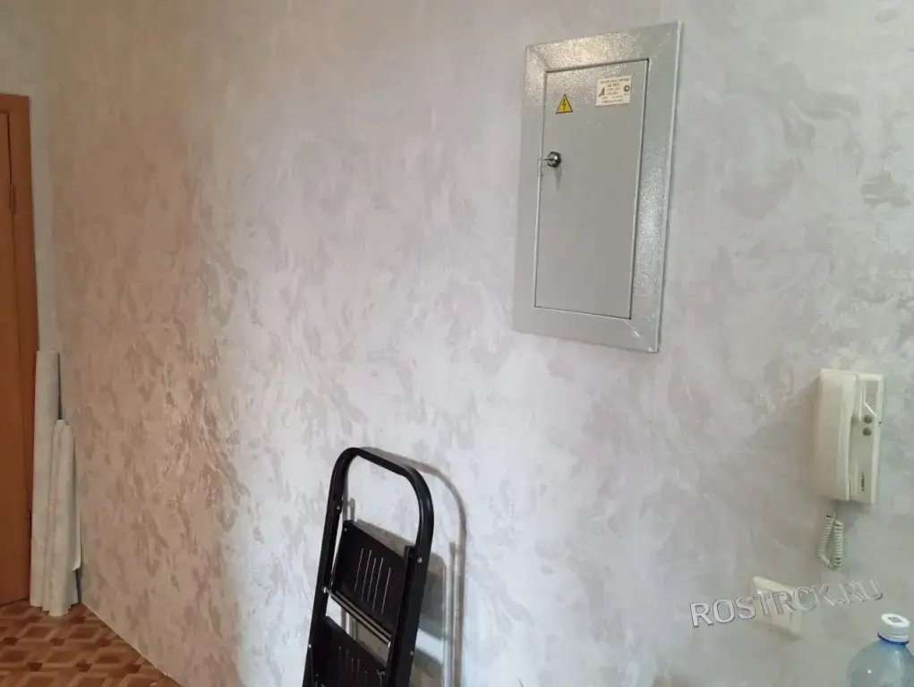 Снятие старых обоев. Подготовка к ремонту