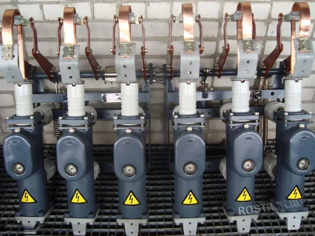 Масляные выключатели ВМПП-10 в наличии