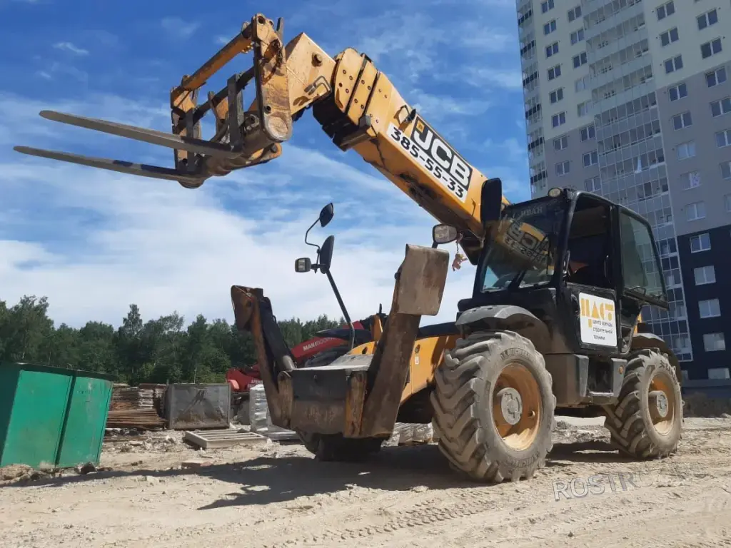 Аренда телескопического погрузчика JCB 21 метр / 4 тонны