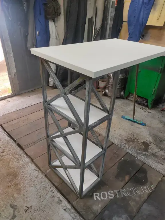 Изготовление козырьков, садовой мебели и качелей из металла